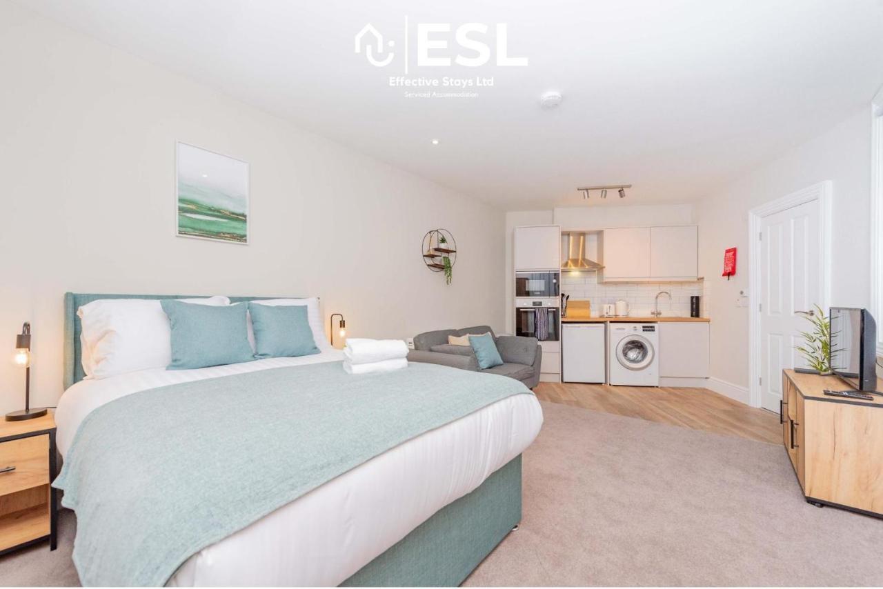 Studio 2, Second Floor Town Centre Apartment Shrewsbury Bagian luar foto